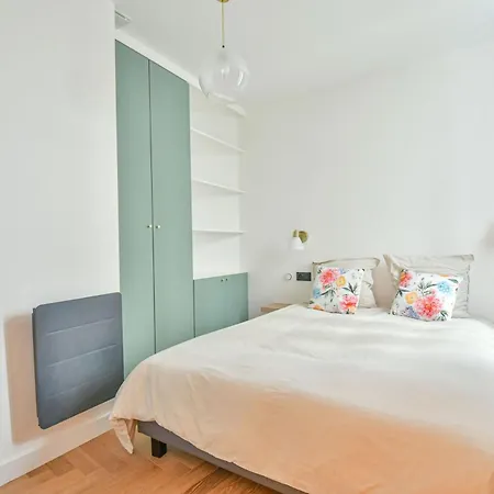 Duplex A Saint-ambroise Appartement Parijs